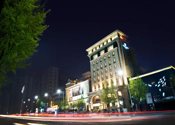 Prima Hotel 4*